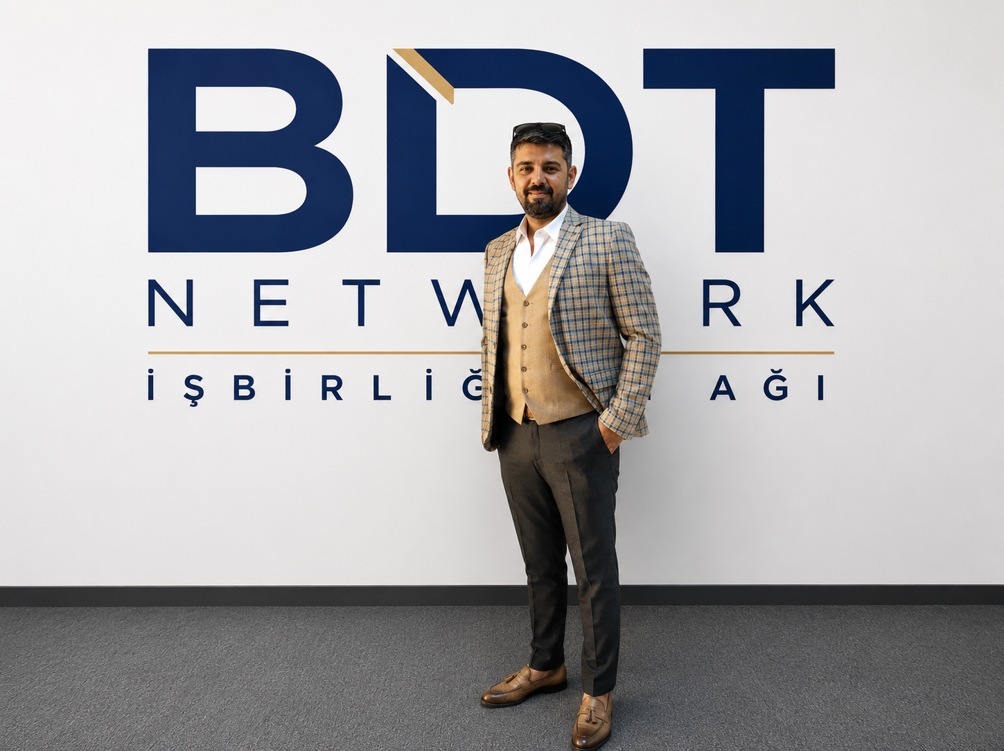 TAHİR TAŞ